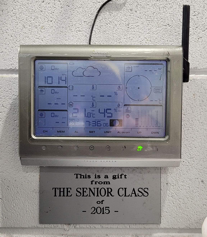 2015 Year 6 cohort departing gift: Weather Station but only the computer screen remains